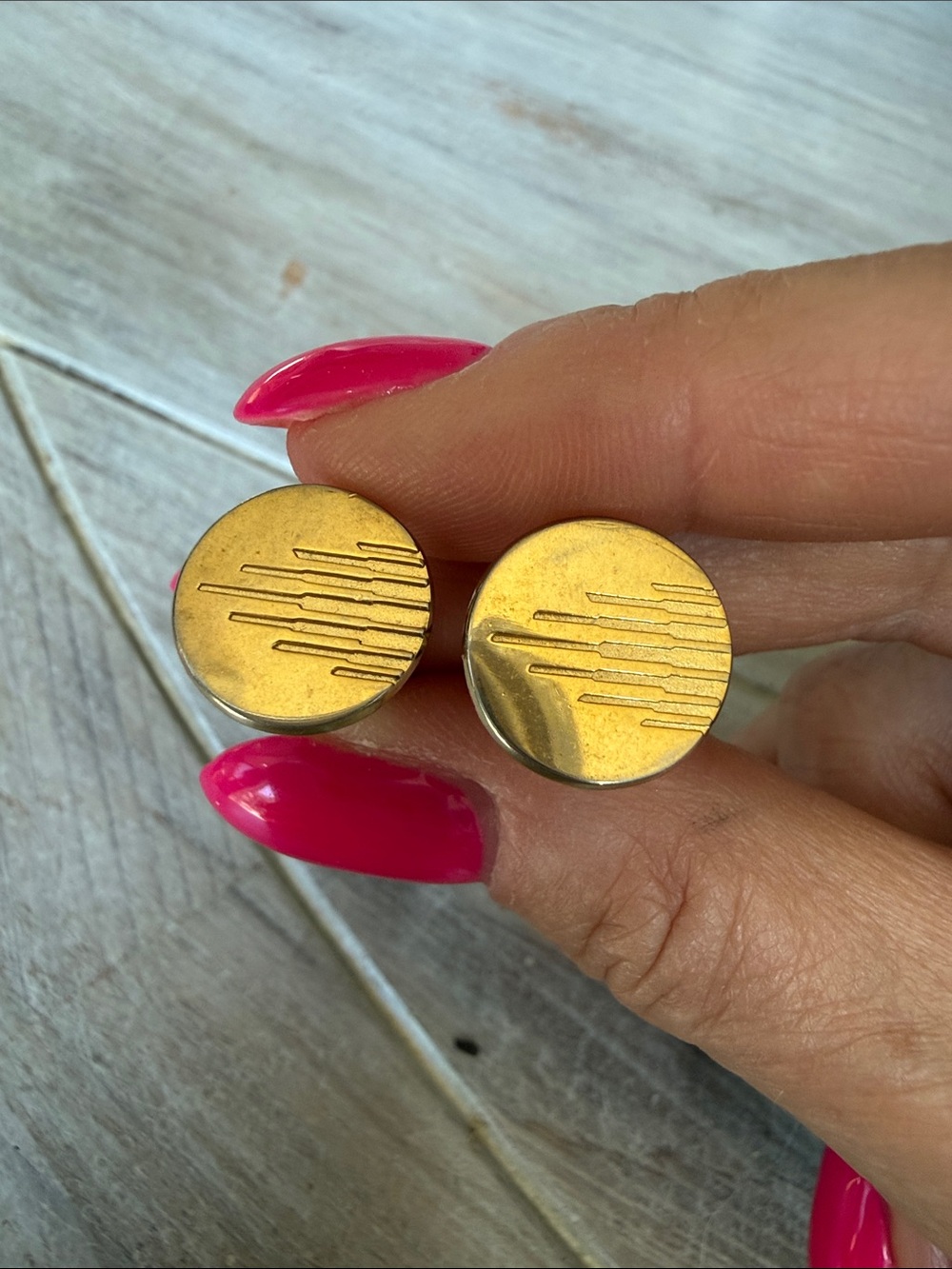 Global Crossing RARE Round Cufflinks with Linear Etching